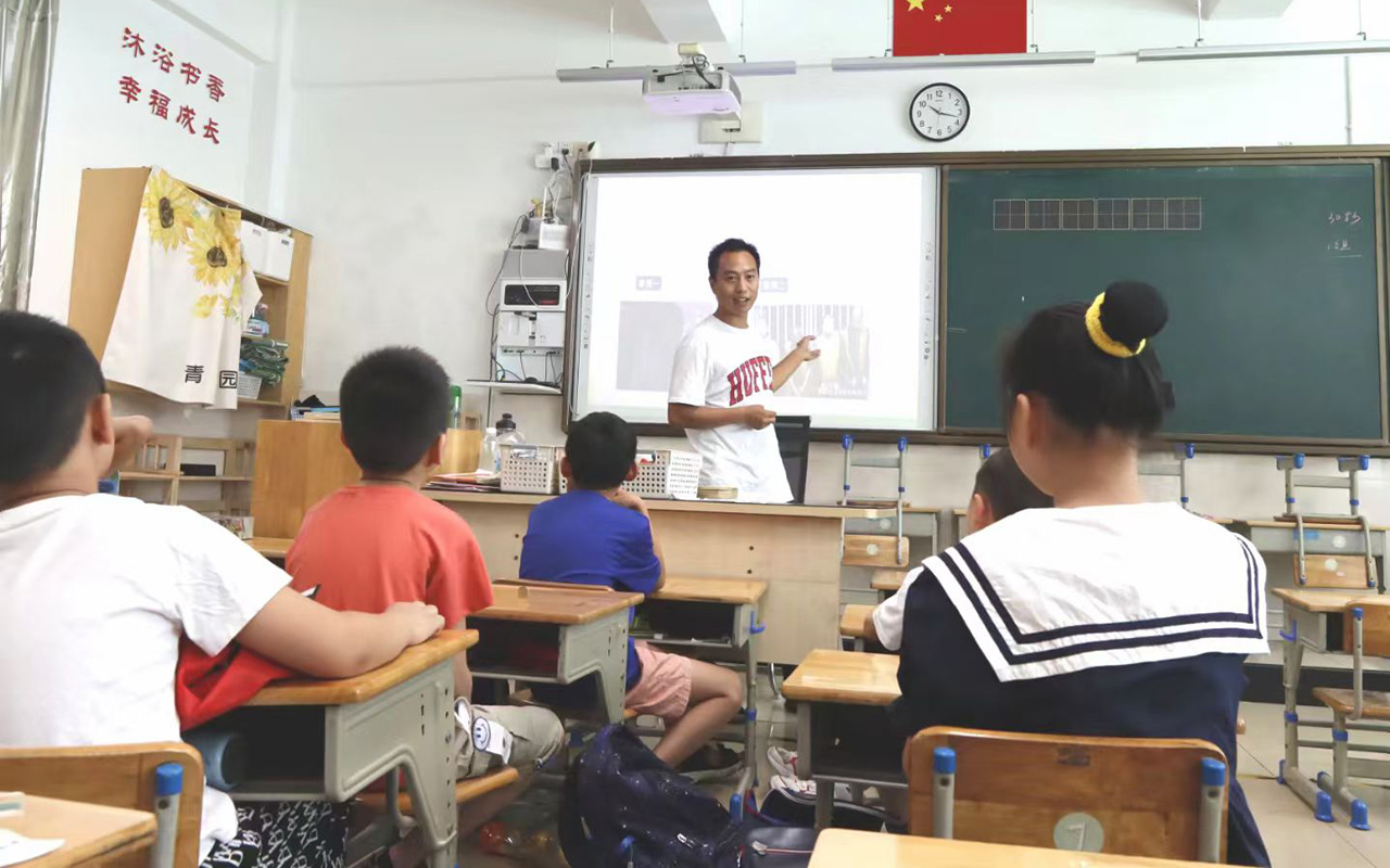 绥滨钟公庙中心小学